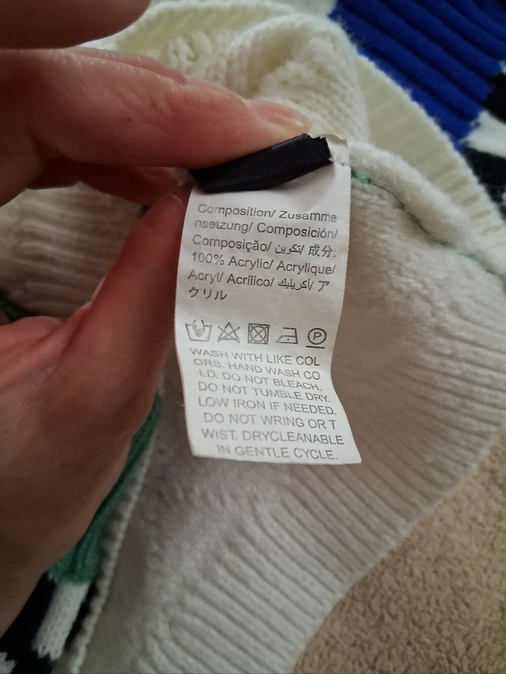 SHEIN Checkered Crewneck Sweater - Picture 4 of 4